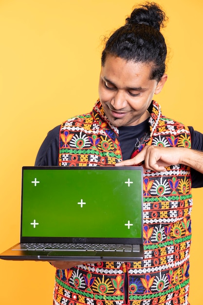 how custom website design bangladesh